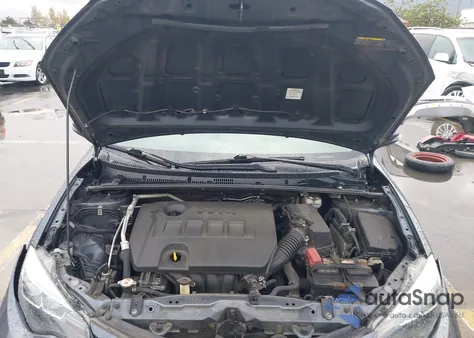 2018 Toyota Corolla Se z USA, uszkodzony, nr VIN 2T1BURHE2JC120097